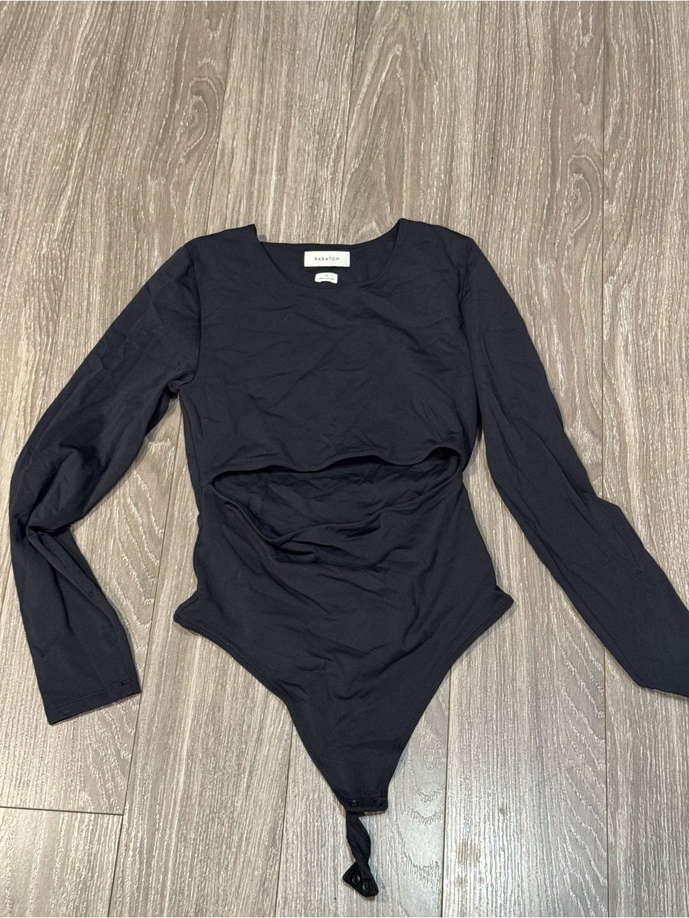 Aritzia contour long sleeve bodysuit